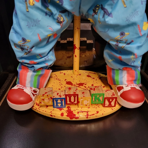 Custom chucky Stand ONLY NO DOLL - Picture 2 of 2